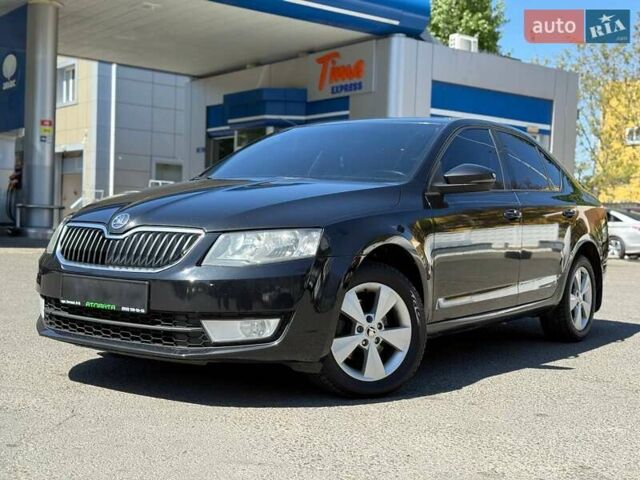 Черный Шкода Октавия, объемом двигателя 1.97 л и пробегом 267 тыс. км за 9900 $, фото 1 на Automoto.ua