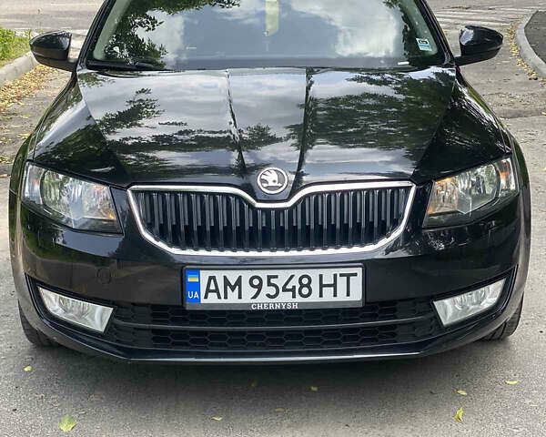 Шкода Октавия 2014 в Житомире на Automoto.ua Черный Шкода Октавия, объемом двигателя 1.6 л и пробегом 237 тыс. км за 11000 $, фото 1 на Automoto.ua