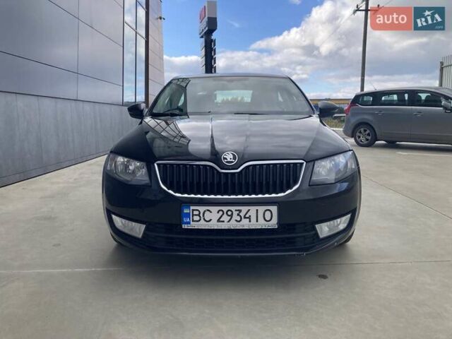 Черный Шкода Октавия, объемом двигателя 2 л и пробегом 294 тыс. км за 11800 $, фото 1 на Automoto.ua