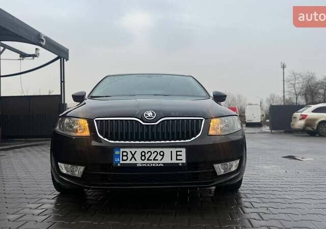Чорний Шкода Октавія, об'ємом двигуна 1.6 л та пробігом 327 тис. км за 9900 $, фото 1 на Automoto.ua