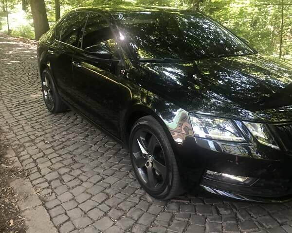 Черный Шкода Октавия, объемом двигателя 1.97 л и пробегом 235 тыс. км за 18200 $, фото 1 на Automoto.ua