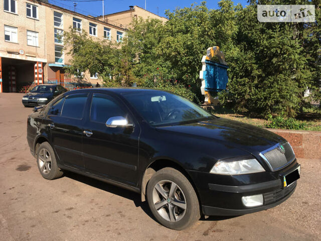 Чорний Шкода Октавія, об'ємом двигуна 2 л та пробігом 785 тис. км за 8000 $, фото 1 на Automoto.ua