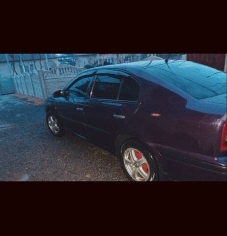 Фиолетовый Шкода Октавия, объемом двигателя 1.6 л и пробегом 236 тыс. км за 2500 $, фото 1 на Automoto.ua