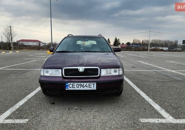 Фиолетовый Шкода Октавия, объемом двигателя 1.9 л и пробегом 348 тыс. км за 3300 $, фото 1 на Automoto.ua