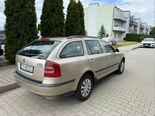 Коричневий Шкода Октавія, об'ємом двигуна 0 л та пробігом 330 тис. км за 1800 $, фото 1 на Automoto.ua
