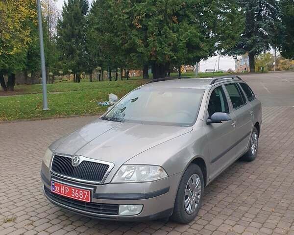 Шкода Октавія 2008 у Рівному на Automoto.ua Коричневий Шкода Октавія, об'ємом двигуна 1.6 л та пробігом 251 тис. км за 6650 $, фото 1 на Automoto.ua