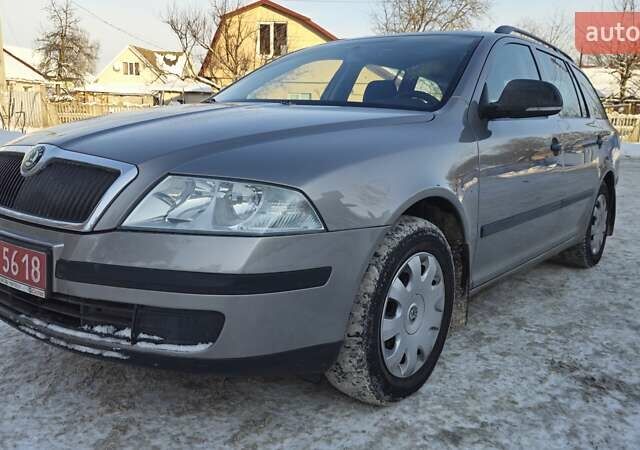 Коричневий Шкода Октавія, об'ємом двигуна 1.6 л та пробігом 210 тис. км за 6999 $, фото 1 на Automoto.ua