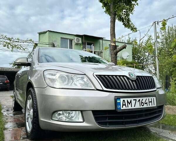 Коричневий Шкода Октавія, об'ємом двигуна 2 л та пробігом 289 тис. км за 7700 $, фото 1 на Automoto.ua