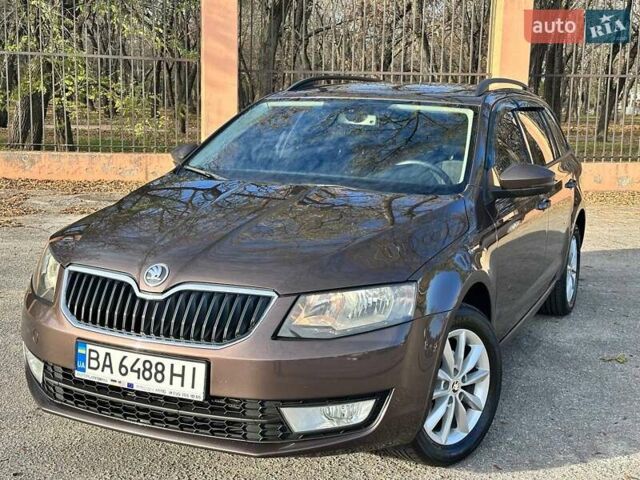 Коричневый Шкода Октавия, объемом двигателя 1.6 л и пробегом 232 тыс. км за 12200 $, фото 1 на Automoto.ua