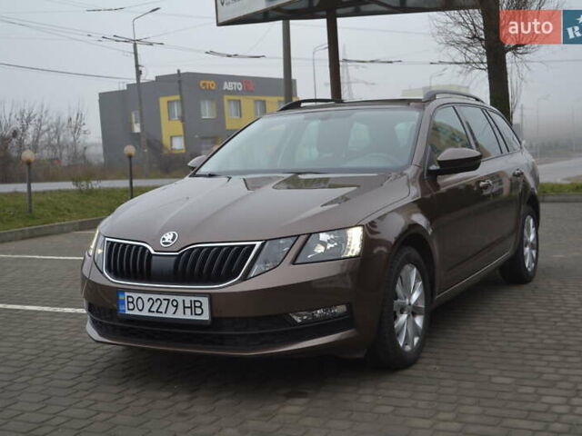 Коричневый Шкода Октавия, объемом двигателя 1.6 л и пробегом 171 тыс. км за 15200 $, фото 1 на Automoto.ua
