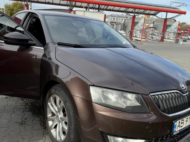 Коричневий Шкода Октавія, об'ємом двигуна 1.6 л та пробігом 197 тис. км за 10500 $, фото 1 на Automoto.ua