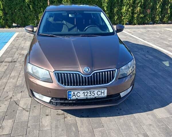 Коричневий Шкода Октавія, об'ємом двигуна 2 л та пробігом 225 тис. км за 11400 $, фото 1 на Automoto.ua