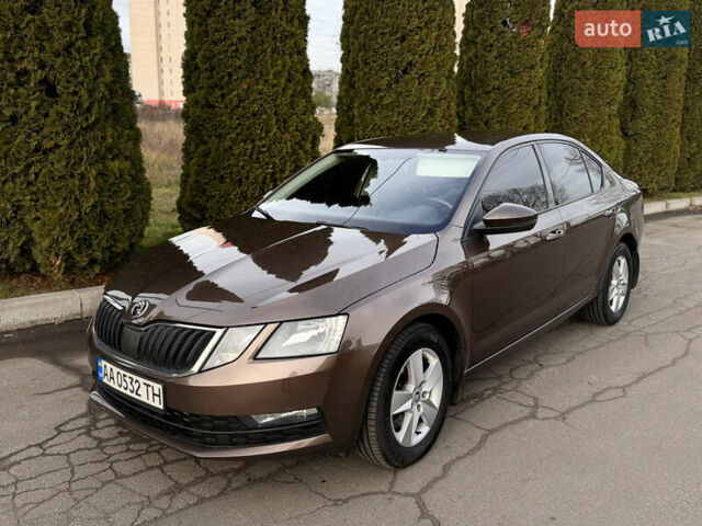 Коричневий Шкода Октавія, об'ємом двигуна 1.8 л та пробігом 162 тис. км за 13900 $, фото 1 на Automoto.ua