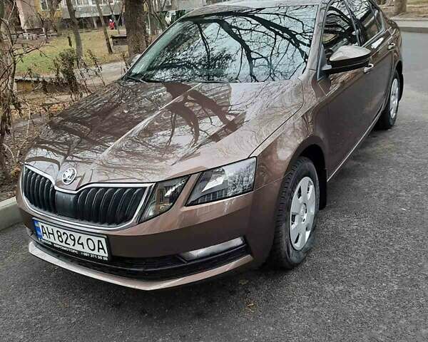 Коричневий Шкода Октавія, об'ємом двигуна 1.6 л та пробігом 30 тис. км за 21000 $, фото 1 на Automoto.ua