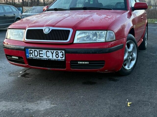 Красный Шкода Октавия, объемом двигателя 0 л и пробегом 257 тыс. км за 1600 $, фото 1 на Automoto.ua