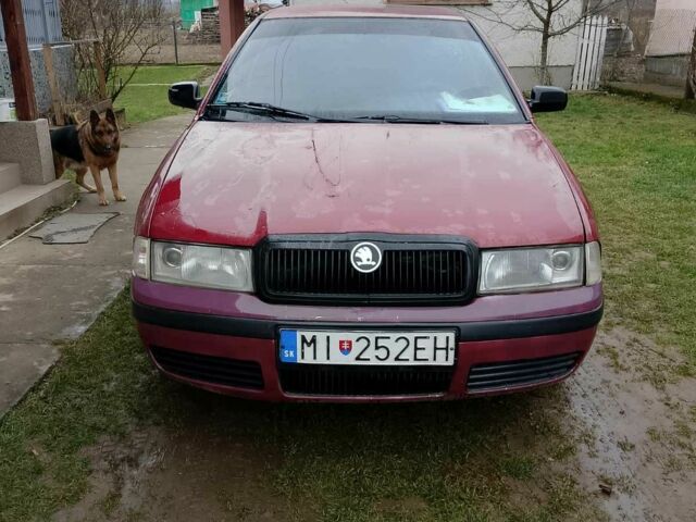 Красный Шкода Октавия, объемом двигателя 1 л и пробегом 300 тыс. км за 1200 $, фото 1 на Automoto.ua
