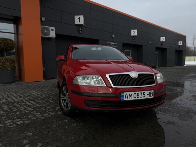 Красный Шкода Октавия, объемом двигателя 1.6 л и пробегом 190 тыс. км за 5999 $, фото 1 на Automoto.ua