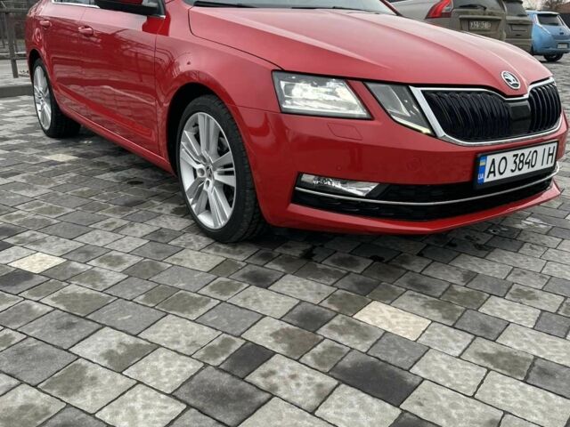 Красный Шкода Октавия, объемом двигателя 1.4 л и пробегом 235 тыс. км за 13700 $, фото 1 на Automoto.ua