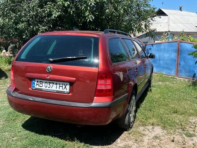 Червоний Шкода Октавія, об'ємом двигуна 1.6 л та пробігом 254 тис. км за 4000 $, фото 1 на Automoto.ua