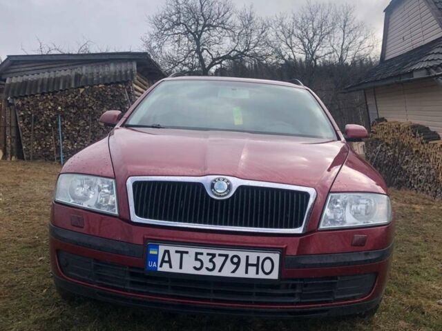 Червоний Шкода Октавія, об'ємом двигуна 2 л та пробігом 200 тис. км за 5500 $, фото 1 на Automoto.ua