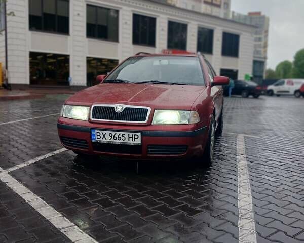 Красный Шкода Октавия, объемом двигателя 1.6 л и пробегом 288 тыс. км за 4500 $, фото 1 на Automoto.ua