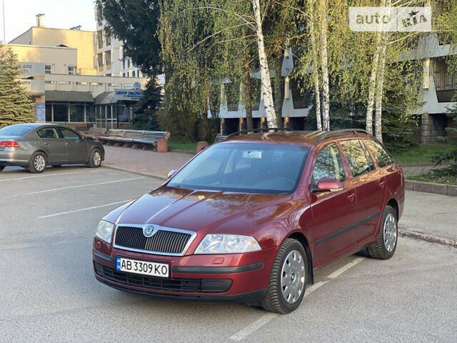 Червоний Шкода Октавія, об'ємом двигуна 1.6 л та пробігом 198 тис. км за 7100 $, фото 1 на Automoto.ua