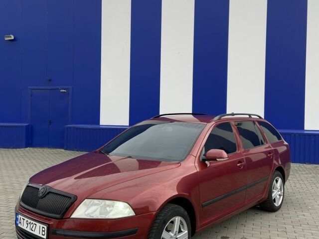 Красный Шкода Октавия, объемом двигателя 1.8 л и пробегом 296 тыс. км за 5400 $, фото 1 на Automoto.ua