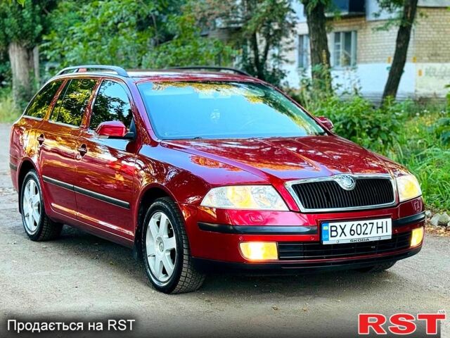 Красный Шкода Октавия, объемом двигателя 1.8 л и пробегом 173 тыс. км за 5750 $, фото 1 на Automoto.ua