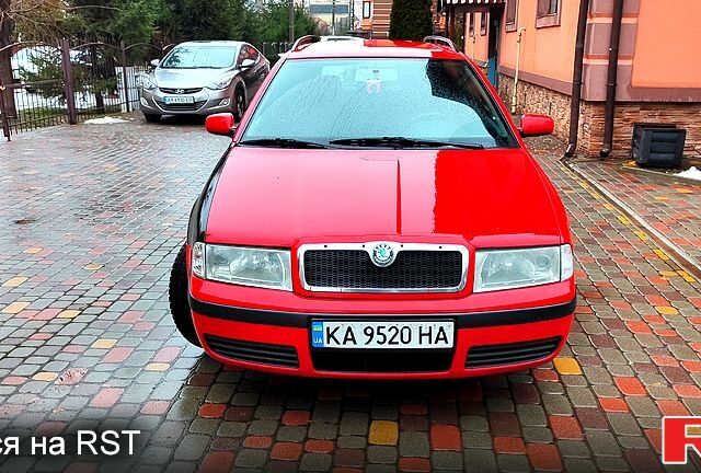 Красный Шкода Октавия, объемом двигателя 1.6 л и пробегом 320 тыс. км за 5100 $, фото 1 на Automoto.ua