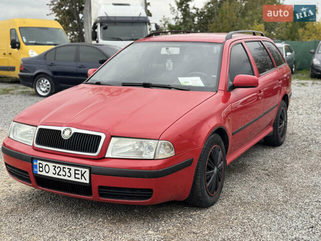 Красный Шкода Октавия, объемом двигателя 1.9 л и пробегом 306 тыс. км за 4600 $, фото 1 на Automoto.ua