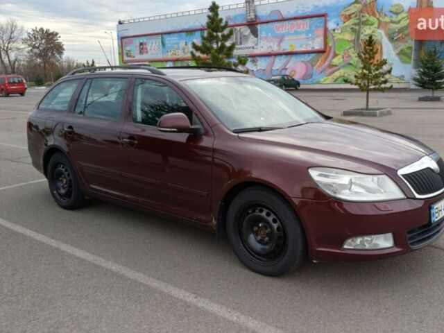 Красный Шкода Октавия, объемом двигателя 1.6 л и пробегом 270 тыс. км за 7400 $, фото 1 на Automoto.ua