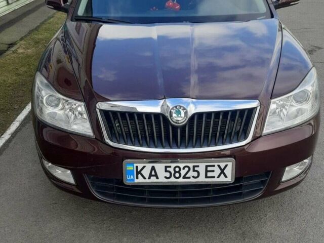Червоний Шкода Октавія, об'ємом двигуна 1.8 л та пробігом 207 тис. км за 7100 $, фото 1 на Automoto.ua