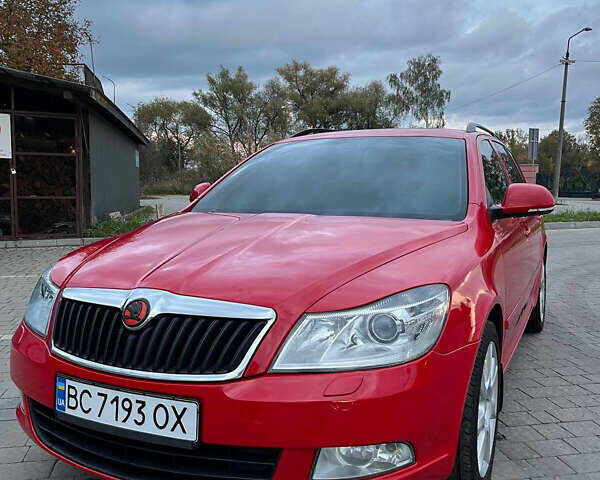 Красный Шкода Октавия, объемом двигателя 1.97 л и пробегом 290 тыс. км за 8900 $, фото 1 на Automoto.ua