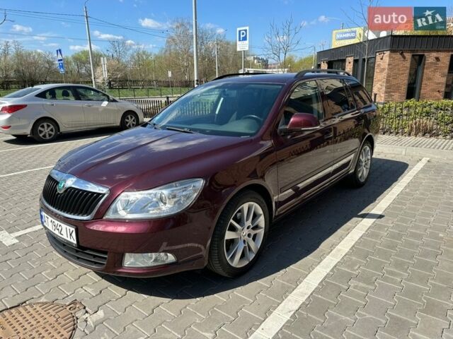 Червоний Шкода Октавія, об'ємом двигуна 1.6 л та пробігом 230 тис. км за 8600 $, фото 1 на Automoto.ua