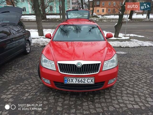 Красный Шкода Октавия, объемом двигателя 1.6 л и пробегом 222 тыс. км за 7400 $, фото 1 на Automoto.ua