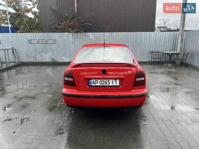 Шкода Октавія 1998 у Петропавлівська Борщагівка на Automoto.ua Червоний Шкода Октавія, об'ємом двигуна 1.6 л та пробігом 285 тис. км за 3600 $, фото 1 на Automoto.ua