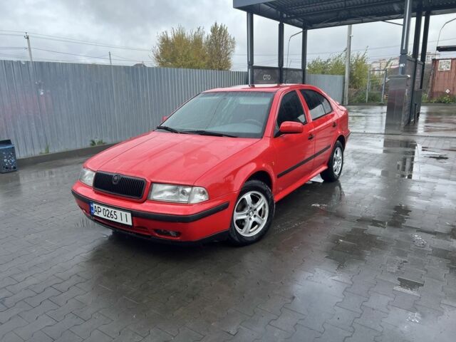 Красный Шкода Октавия, объемом двигателя 1.6 л и пробегом 285 тыс. км за 3600 $, фото 1 на Automoto.ua