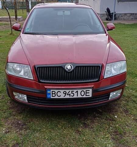 Червоний Шкода Октавія, об'ємом двигуна 1.6 л та пробігом 216 тис. км за 5800 $, фото 1 на Automoto.ua