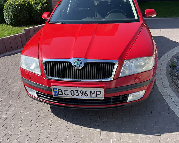 Червоний Шкода Октавія, об'ємом двигуна 1.6 л та пробігом 310 тис. км за 5500 $, фото 1 на Automoto.ua
