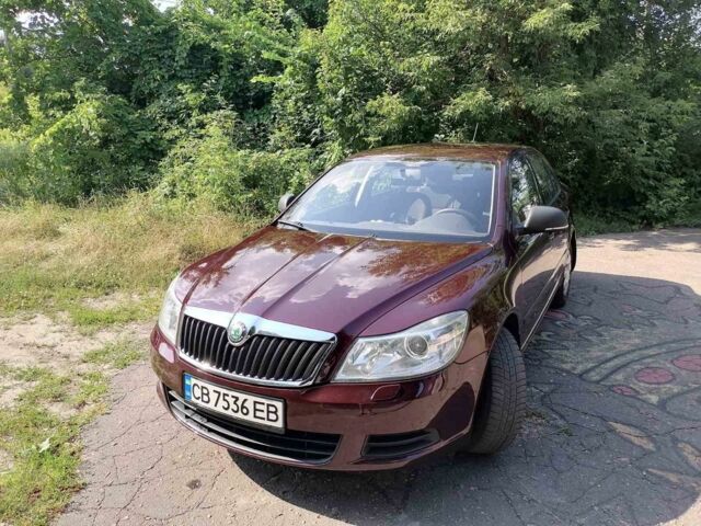 Червоний Шкода Октавія, об'ємом двигуна 1.2 л та пробігом 350 тис. км за 5000 $, фото 1 на Automoto.ua