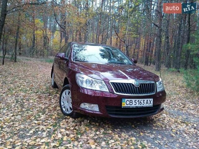 Красный Шкода Октавия, объемом двигателя 1.6 л и пробегом 156 тыс. км за 9500 $, фото 1 на Automoto.ua