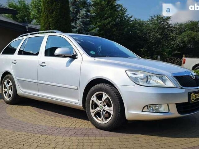 Шкода Октавия, объемом двигателя 1.6 л и пробегом 300 тыс. км за 8599 $, фото 1 на Automoto.ua