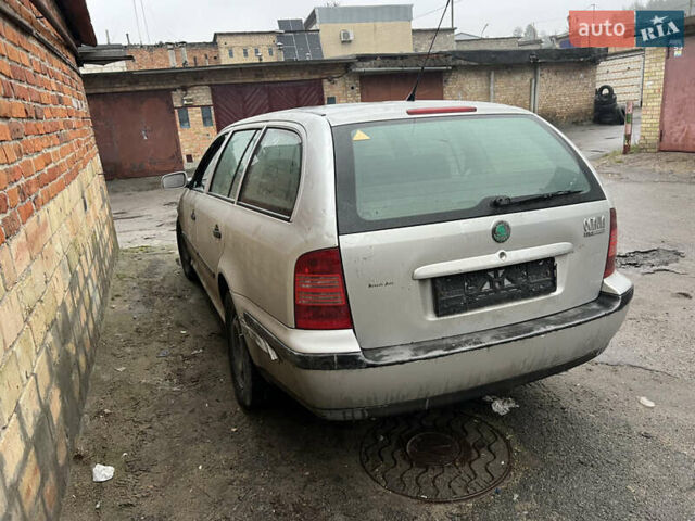 Шкода Октавия, объемом двигателя 1.6 л и пробегом 300 тыс. км за 850 $, фото 1 на Automoto.ua