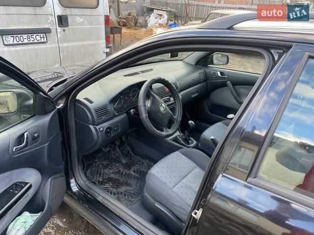 Шкода Октавия, объемом двигателя 1.6 л и пробегом 330 тыс. км за 4100 $, фото 1 на Automoto.ua