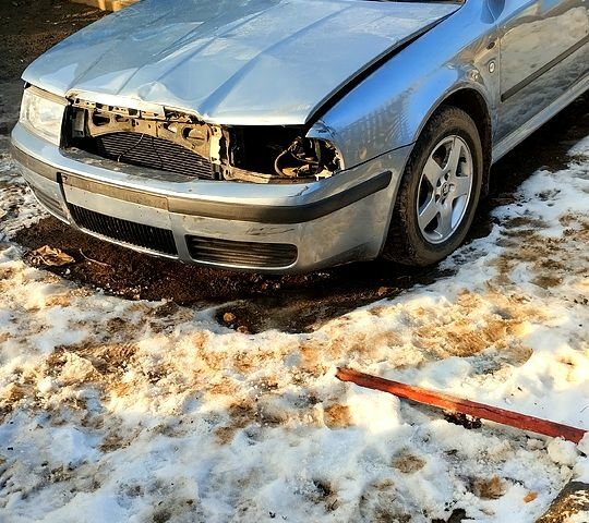 Шкода Октавія, об'ємом двигуна 1.6 л та пробігом 270 тис. км за 4000 $, фото 1 на Automoto.ua