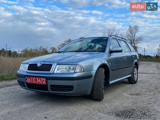 Шкода Октавия, объемом двигателя 1.6 л и пробегом 200 тыс. км за 5300 $, фото 1 на Automoto.ua