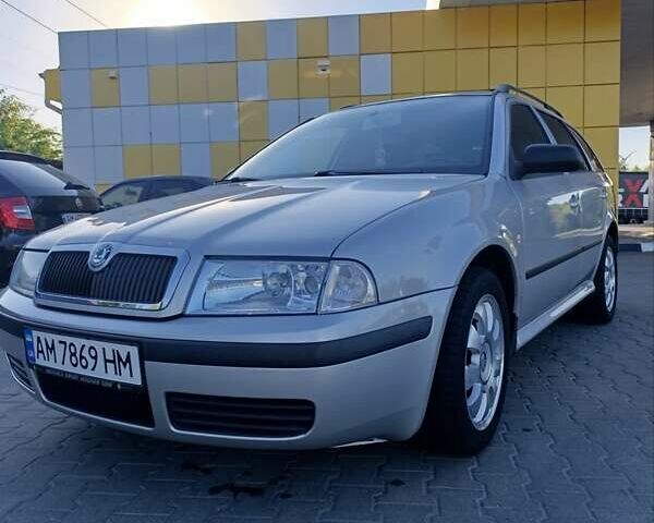 Шкода Октавия 2003 в Житомире на Automoto.ua Шкода Октавия, объемом двигателя 1.6 л и пробегом 292 тыс. км за 4999 $, фото 1 на Automoto.ua