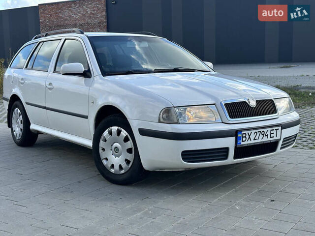 Шкода Октавия, объемом двигателя 1.6 л и пробегом 268 тыс. км за 3999 $, фото 1 на Automoto.ua