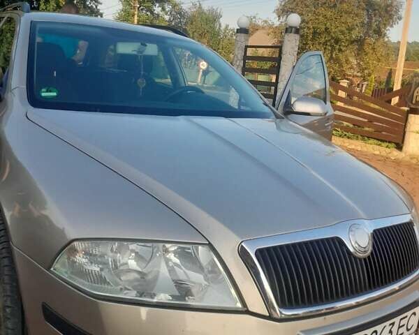 Шкода Октавія, об'ємом двигуна 1.6 л та пробігом 270 тис. км за 4500 $, фото 1 на Automoto.ua