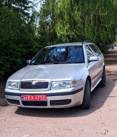 Шкода Октавия, объемом двигателя 1.6 л и пробегом 192 тыс. км за 5700 $, фото 1 на Automoto.ua